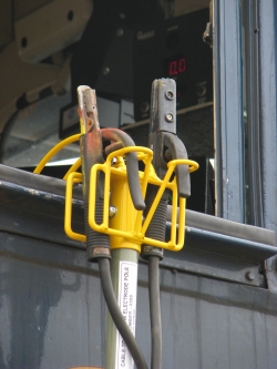 Locomotive Jump Start Electrode Pole