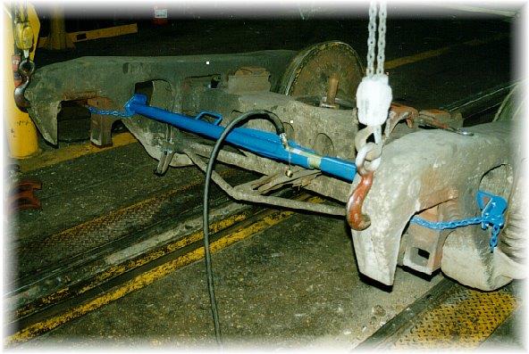 SIDE FRAME SPREADER